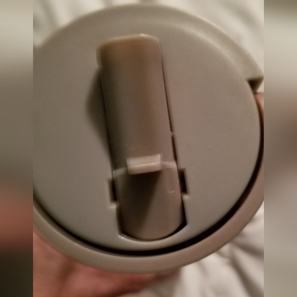 NWOT OR BOX VS PINK THERMOS. NEVER USED. - Picture 3 of 3